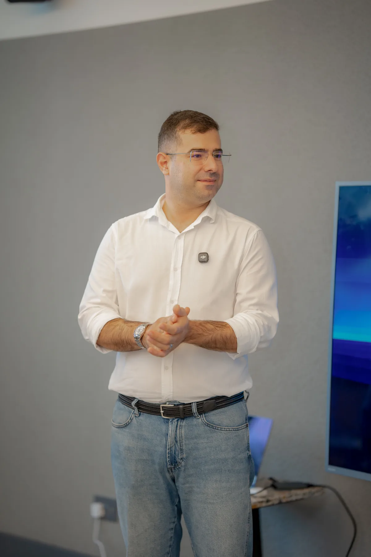 Дмитрий Сукиасов на встрече с участниками проекта